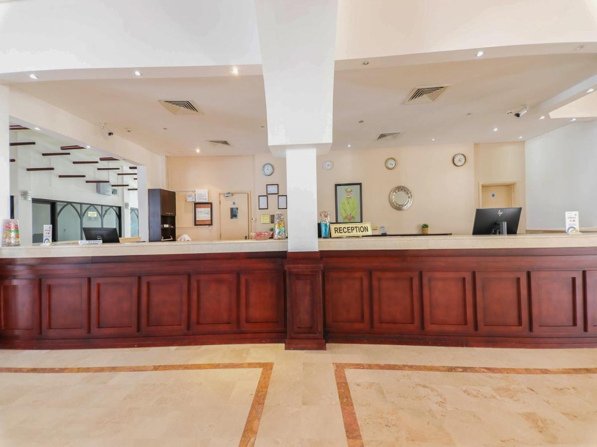 Capital O133 Al Sawadi Beach Resort & Spa Barka Kültér fotó