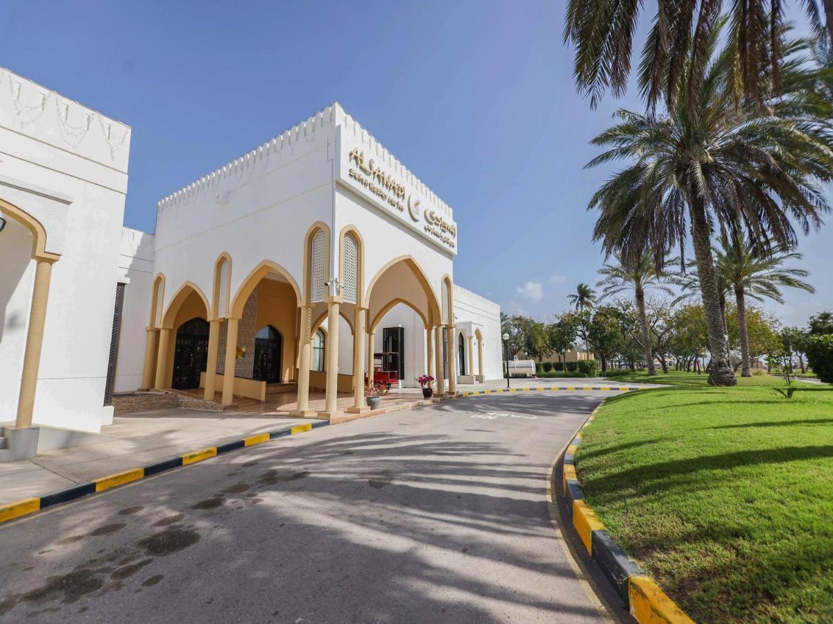 Capital O133 Al Sawadi Beach Resort & Spa Barka Kültér fotó