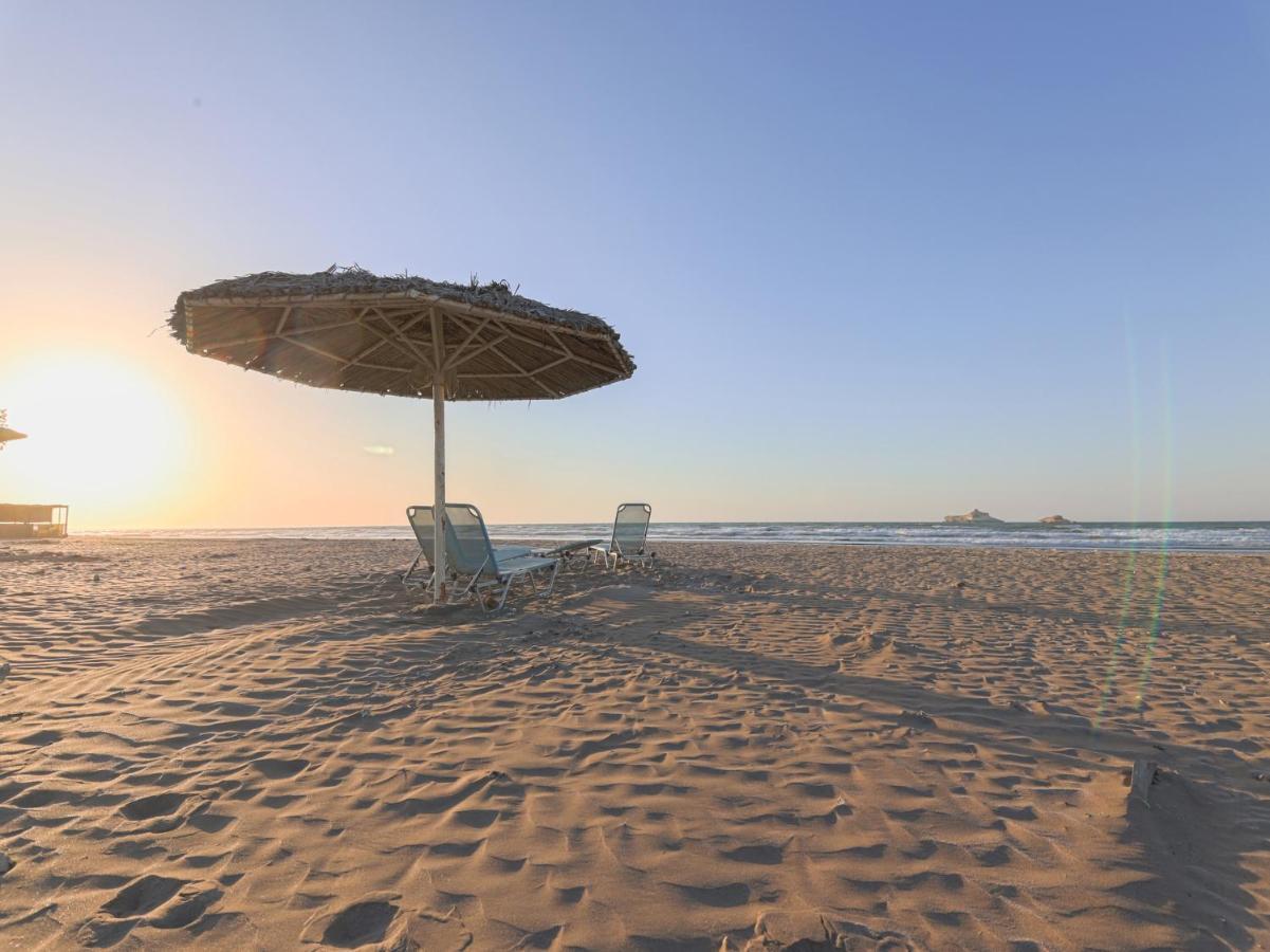 Capital O133 Al Sawadi Beach Resort & Spa Barka Kültér fotó